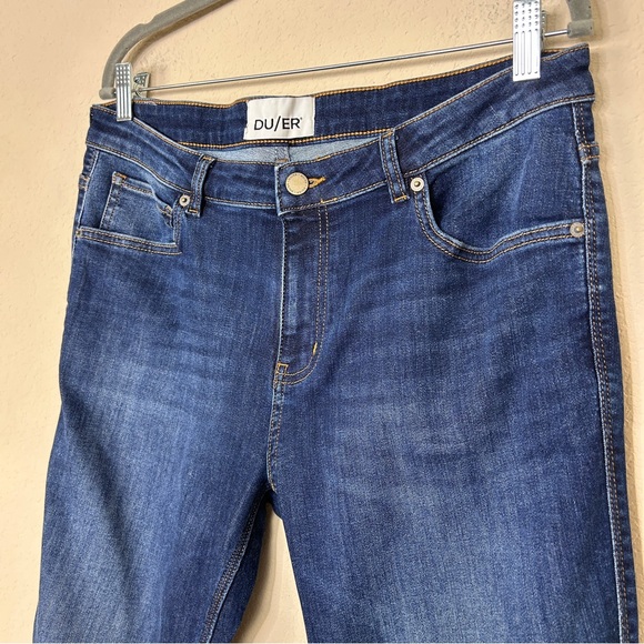 DU/ER Performance Denim Girlfriend - Heritage Blue Women’s Size 31x30 Jeans - Picture 7 of 15